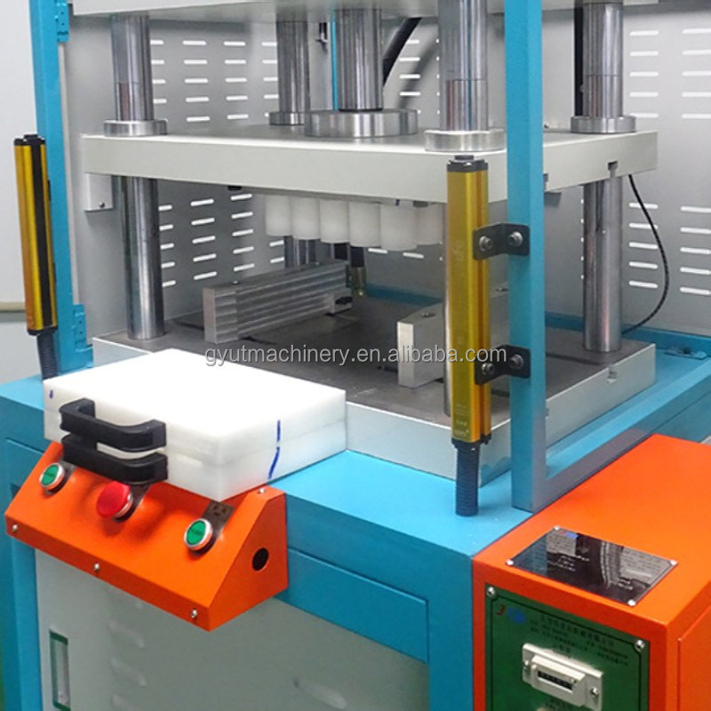 Máquina de fabricación de bombas de baño hidráulicas de bolas ideal para la producción de maquinaria de barras de champú