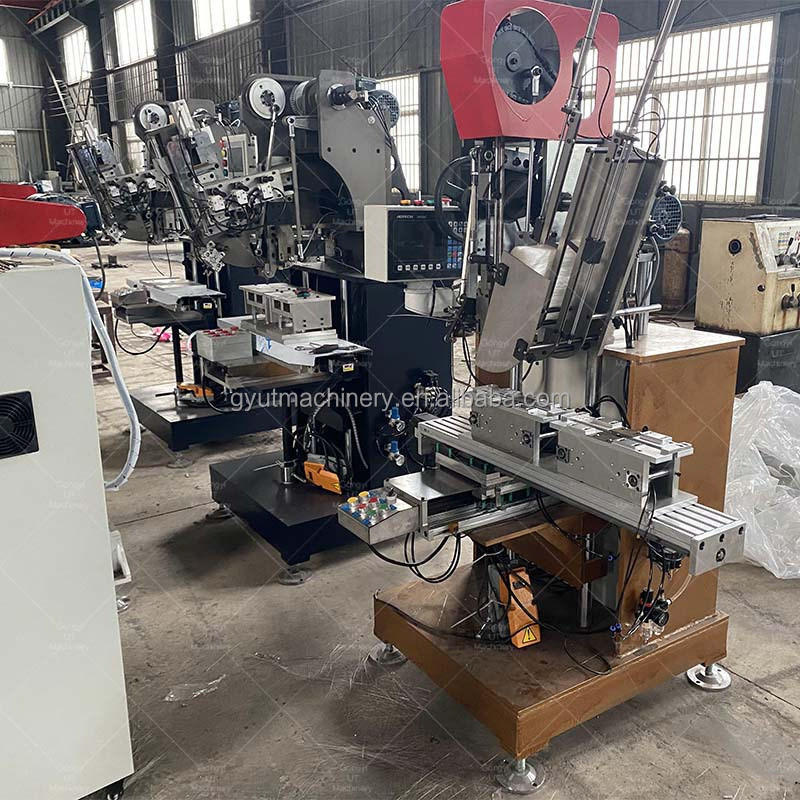 Máquina de fabricación de escobas multifunción de 5 ejes de alta capacidad de voltaje automático 220v/380v