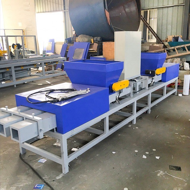 Planta de fabricación 380v Presión de pies de paletas para la fabricación de bloques de aserrín de paletas de madera