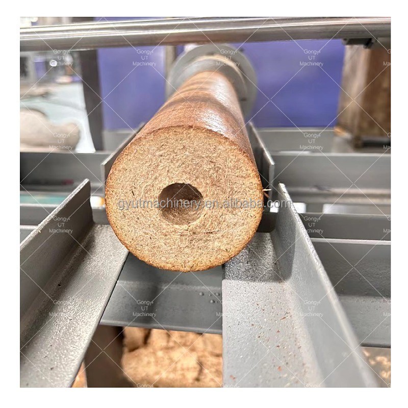 Proceso de trabajo de la madera Cortador totalmente automático para la máquina de extrusión de bloques de madera comprimida en caliente