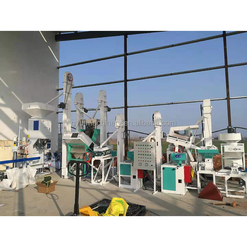 Granjas Función Molino de arroz de 15 toneladas Mini Molino automático de arroz para moler el arroz integral