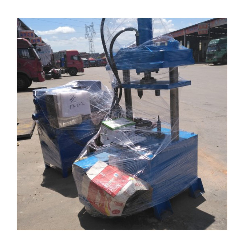 Máquina de cepillado de torsión de alambre de alto rendimiento controlada por PLC para la producción de ruedas de alambre de acero