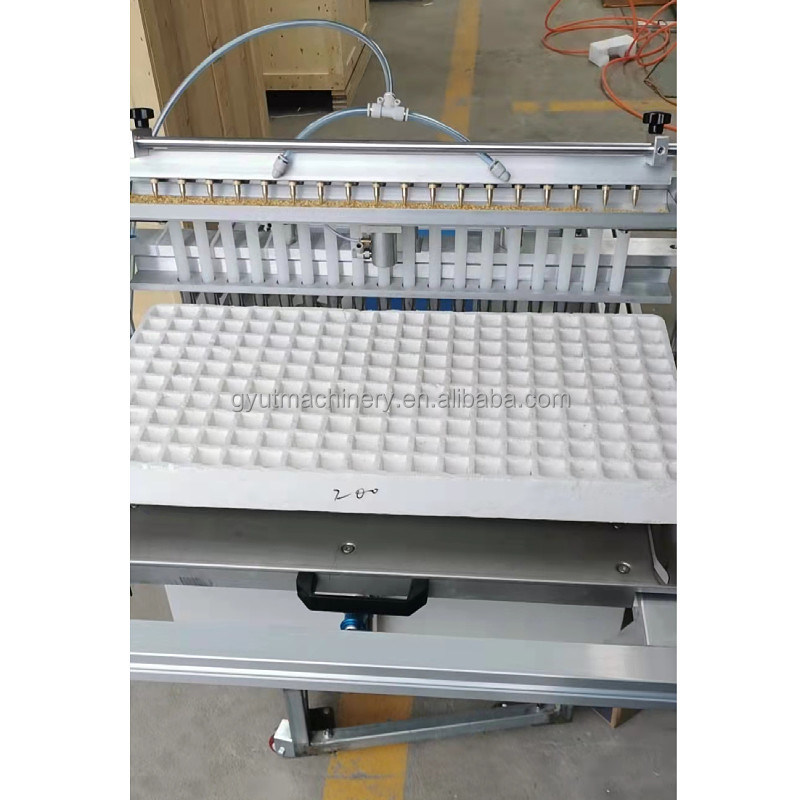 7 filas Granjas privadas Semilleras de semillas de hortalizas Semilleras de punto de siembra Máquinas de siembra de bandejas Máquinas de siembra