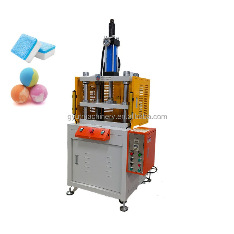 Bolas de bombas de baño de gas hechas por una prensa hidráulica de 10 toneladas con sales naturales de aceite esencial