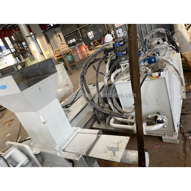 100 balas/hora Capacidad de la máquina de prensado de bloques de turba de coco 5 kg y 650 g de peso