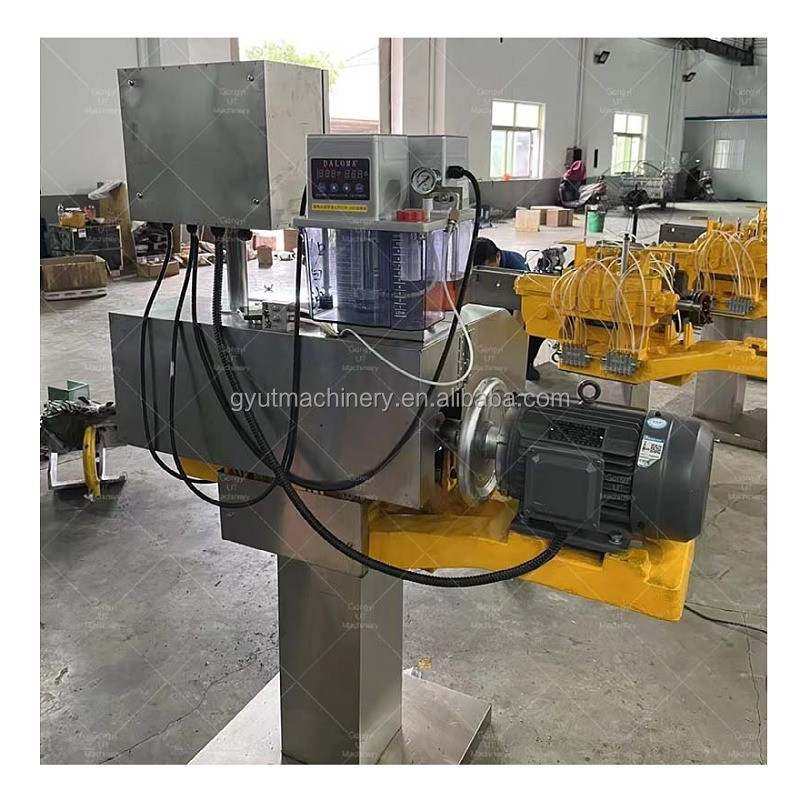 Máquina de trillado de maíz negro con transportador para obtener resultados suaves de pelado de maíz dulce